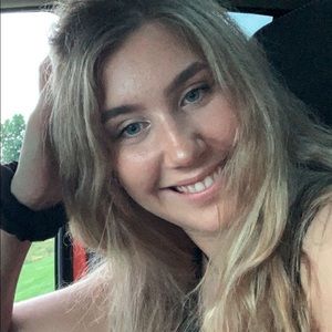 Meet your Posher, Bronwyn